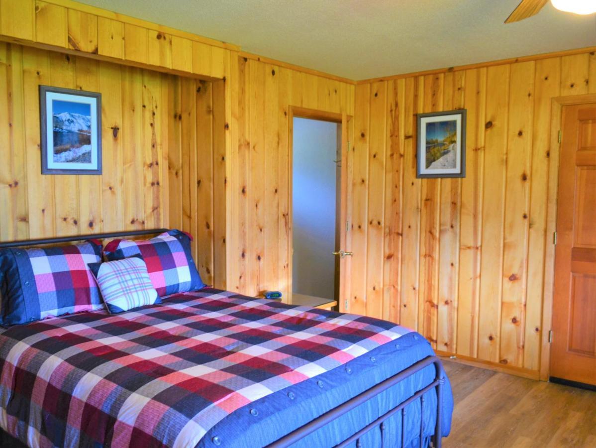 Twin Peaks Guest Ranch Villa Salmon Exterior photo